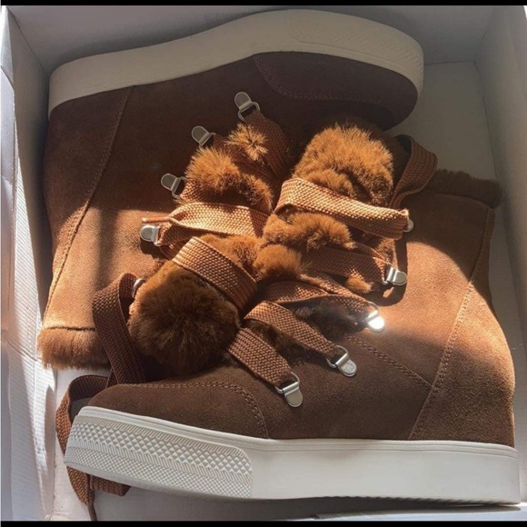 Steve Madden Wharton Sneaker Boot - Picture 3 of 3